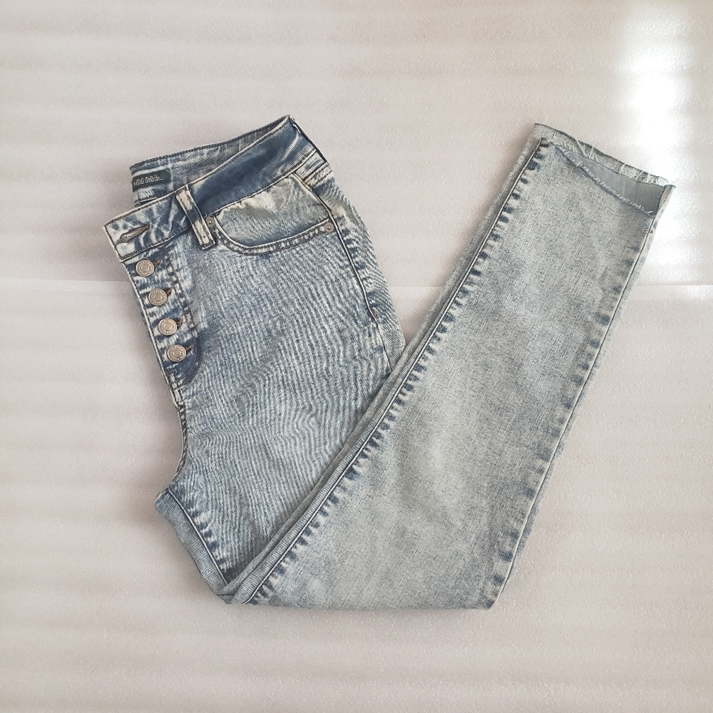 Wild Fable Raw Hem Mom Jeans